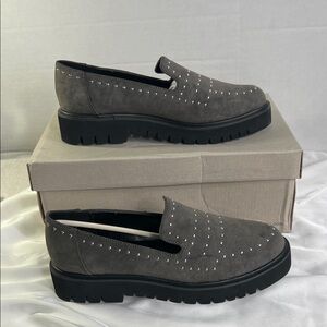 Jane & The Shoe Studded Elena Gray Loafers with Black Soles Women’s Size 6‎ New